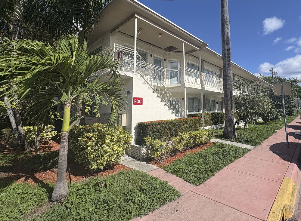 Erika Sobe Condo photo 2